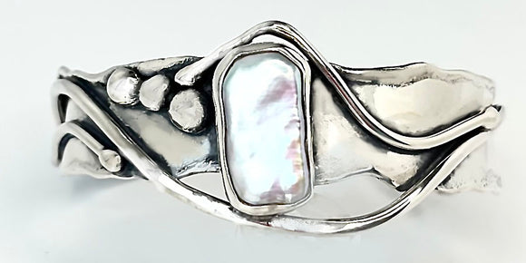 Freshwater Pearl set in Sterling Silver Cuff Bracelet - Narrow