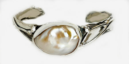 Blush Freshwater Pearl Cuff