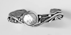 Freshwater Pearl set in Sterling Silver Cuff Bracelet - Narrow